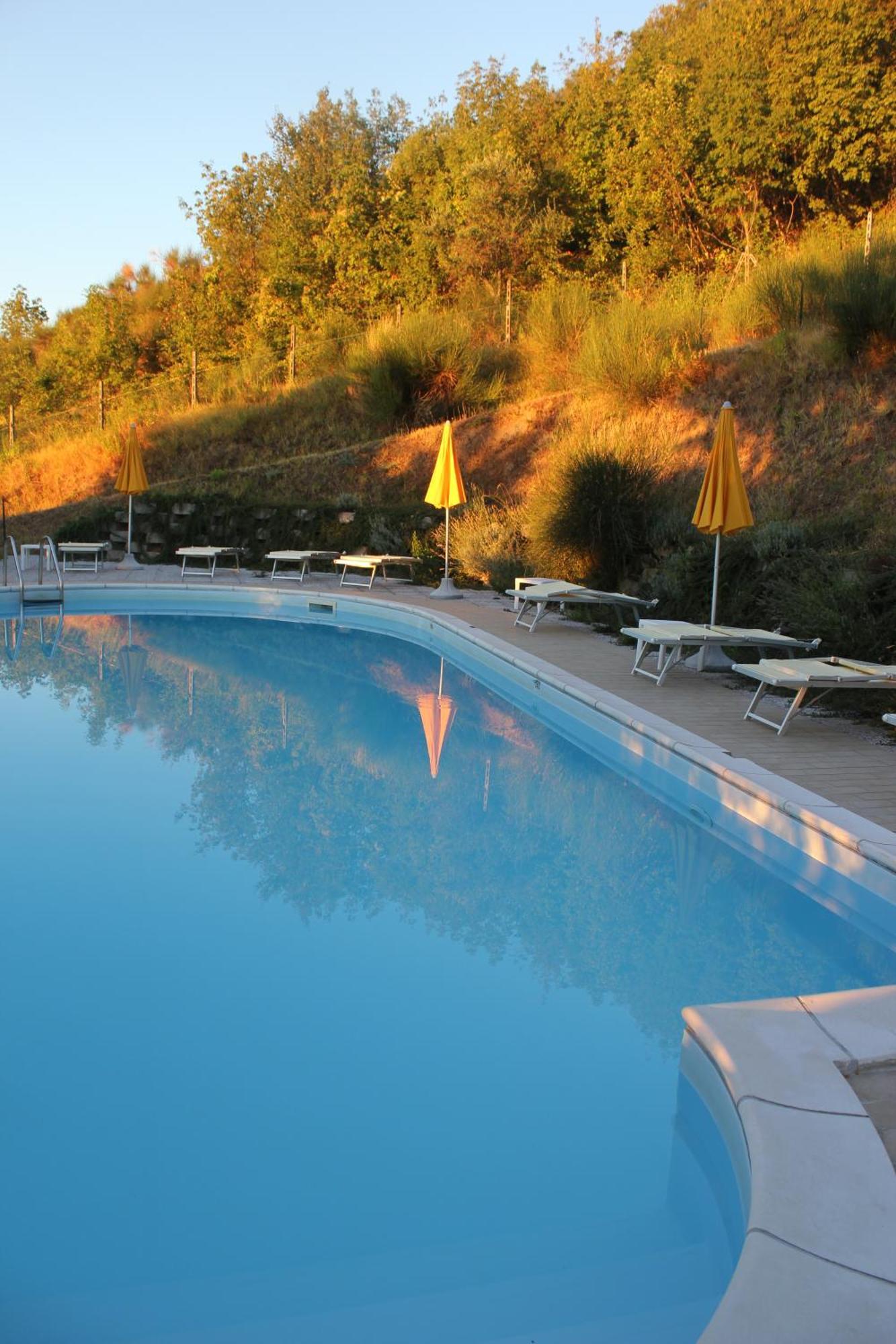 Agriturismo La Valle Del Vento Urbino Exterior photo